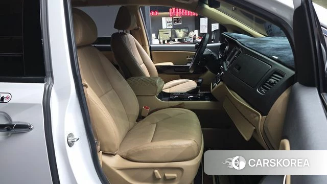 Kia The New Carnival id 4895284 из Кореи 30