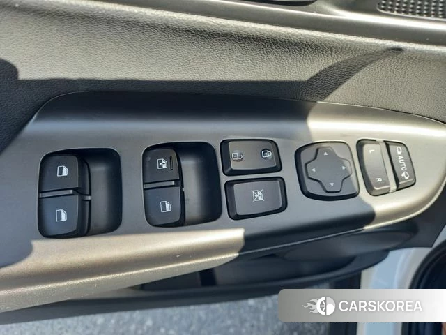 Hyundai Kona id 3829344 из Кореи 17