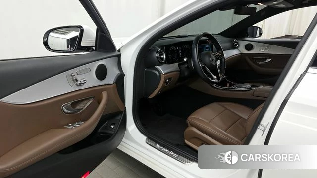 Mercedes-Benz E-Class W213 id 4389388 из Кореи 31
