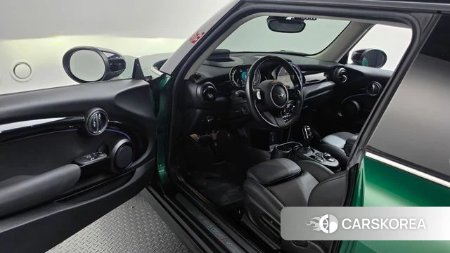 Mini Cooper S id 4740791 из Кореи 34