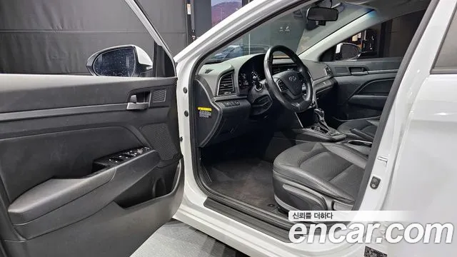 Hyundai Avante AD id 2588268 из Кореи 20