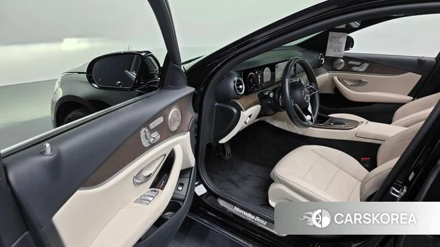 Mercedes-Benz E-Class W213 id 4549693 из Кореи 34