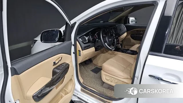 Kia The New Carnival id 3526206 из Кореи 20