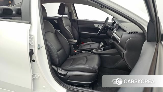 Kia The New K3 2nd generation id 4282577 из Кореи 31