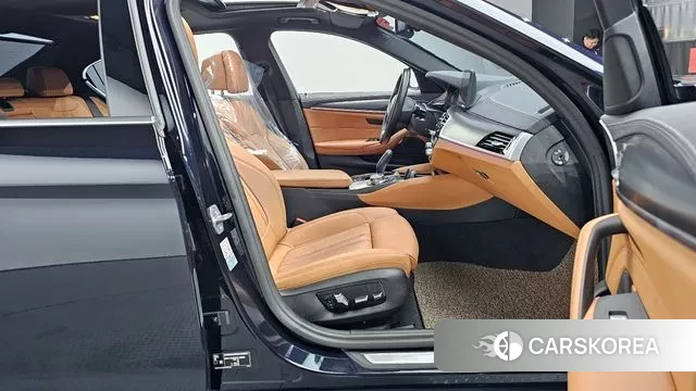 BMW 5 Series (G30) id 3654674 из Кореи 20