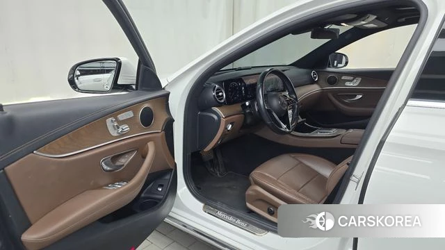Mercedes-Benz E-Class W213 id 4775109 из Кореи 20