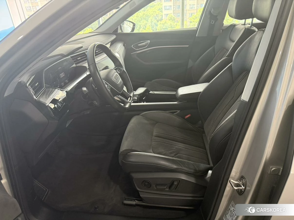 Audi e-tron id 4420010 из Китая 27