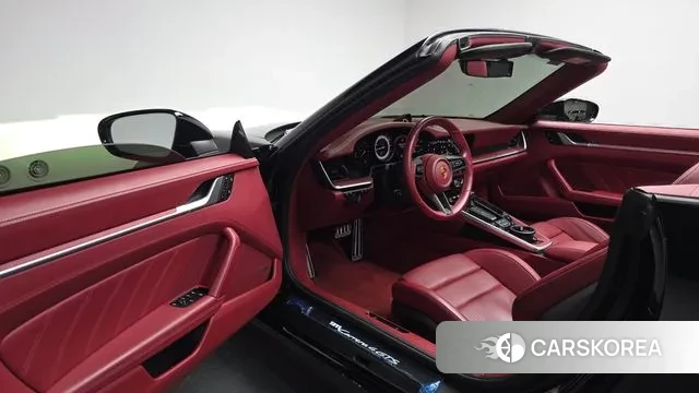 Porsche 911(992) id 3726704 из Кореи 20