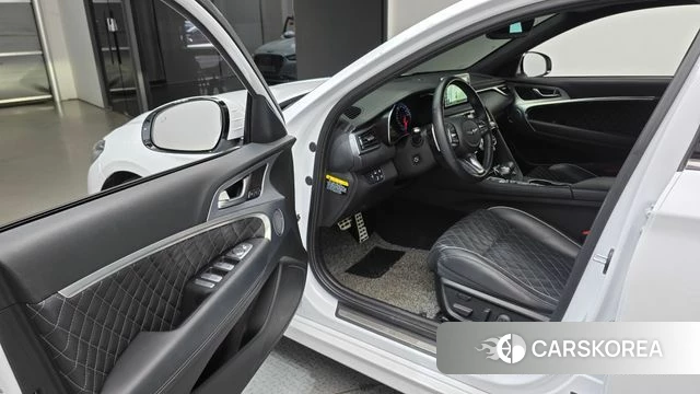 Genesis G70 id 4698804 из Кореи 31