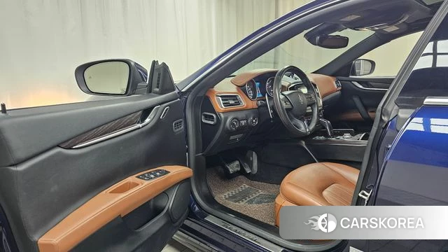 Maserati Ghibli id 3795776 из Кореи 20