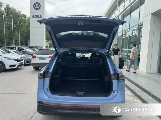 Volkswagen Tiguan L id 4260039 из Китая 10