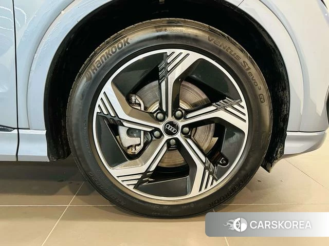 Audi Q4 e-tron id 4265939 из Китая 16