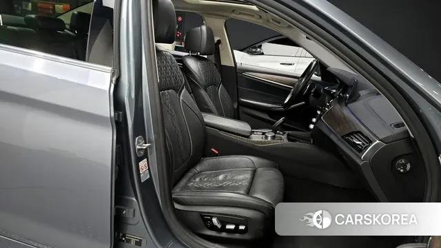 BMW 5 Series (G30) id 3013840 из Кореи 20