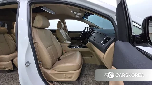 Kia The New Carnival id 3439849 из Кореи 20