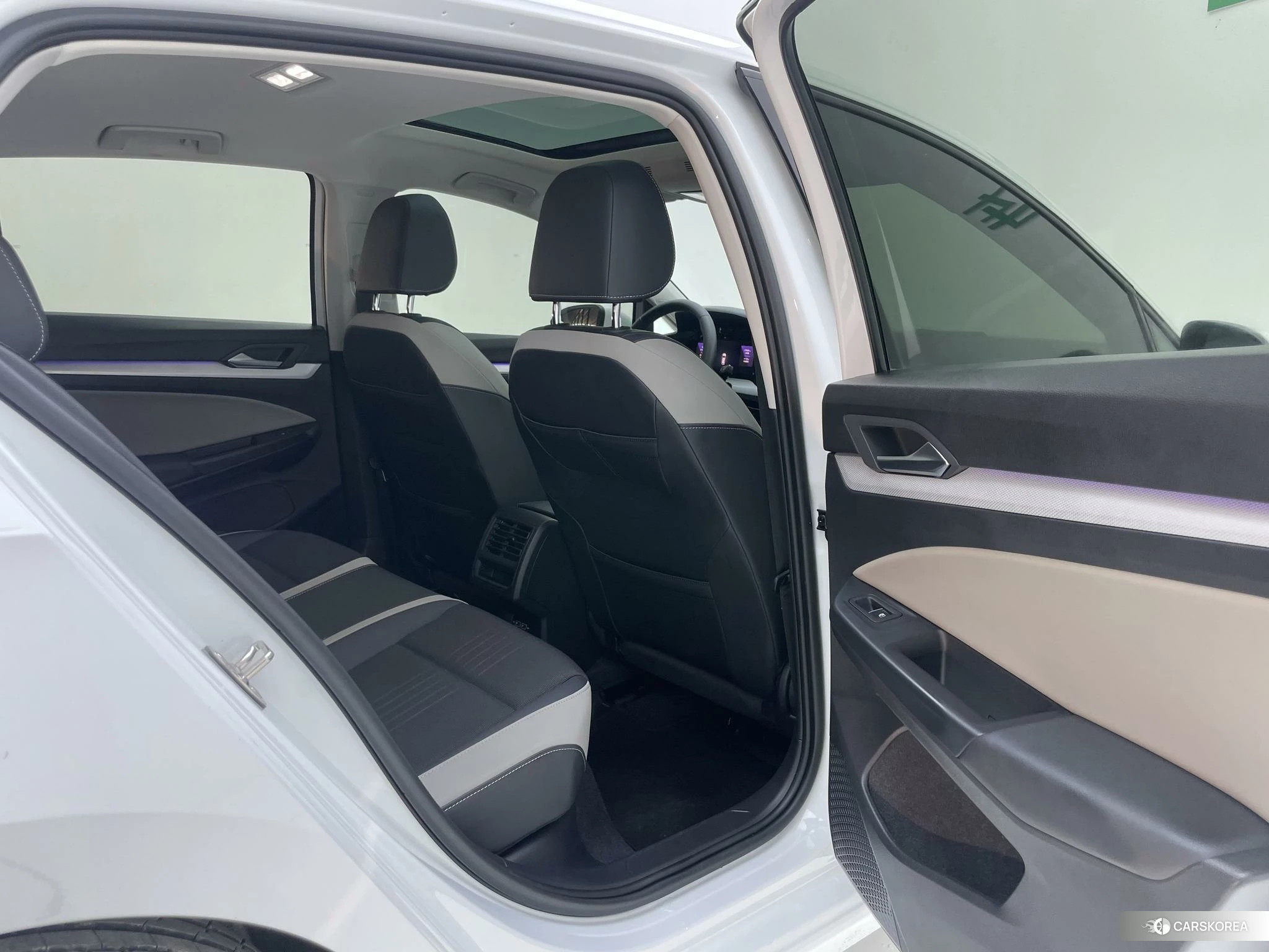 Volkswagen Golf id 4413214 из Китая 26