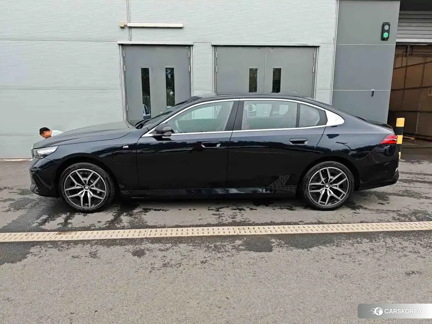 BMW i5 id 4553907 из Китая 13