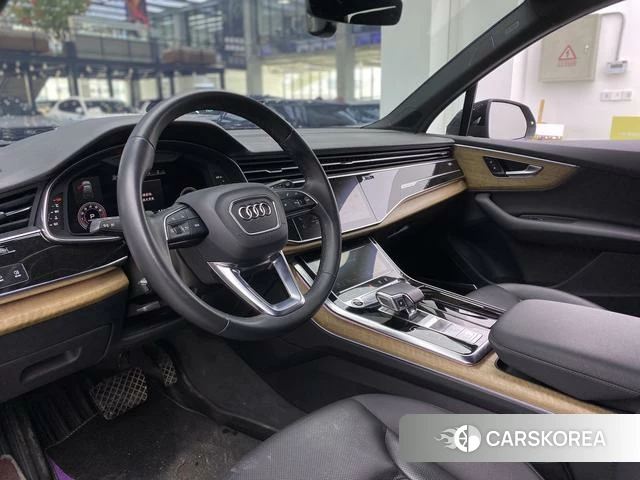 Audi Q7 id 3896060 из Китая 13