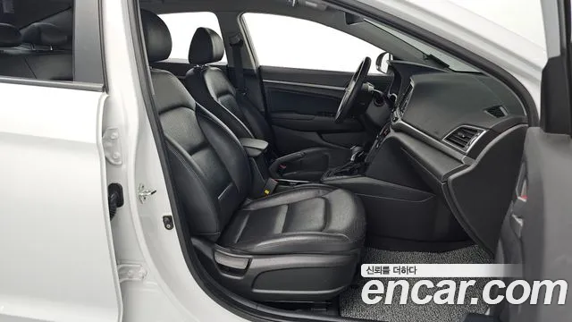 Hyundai Avante AD id 2827342 из Кореи 20