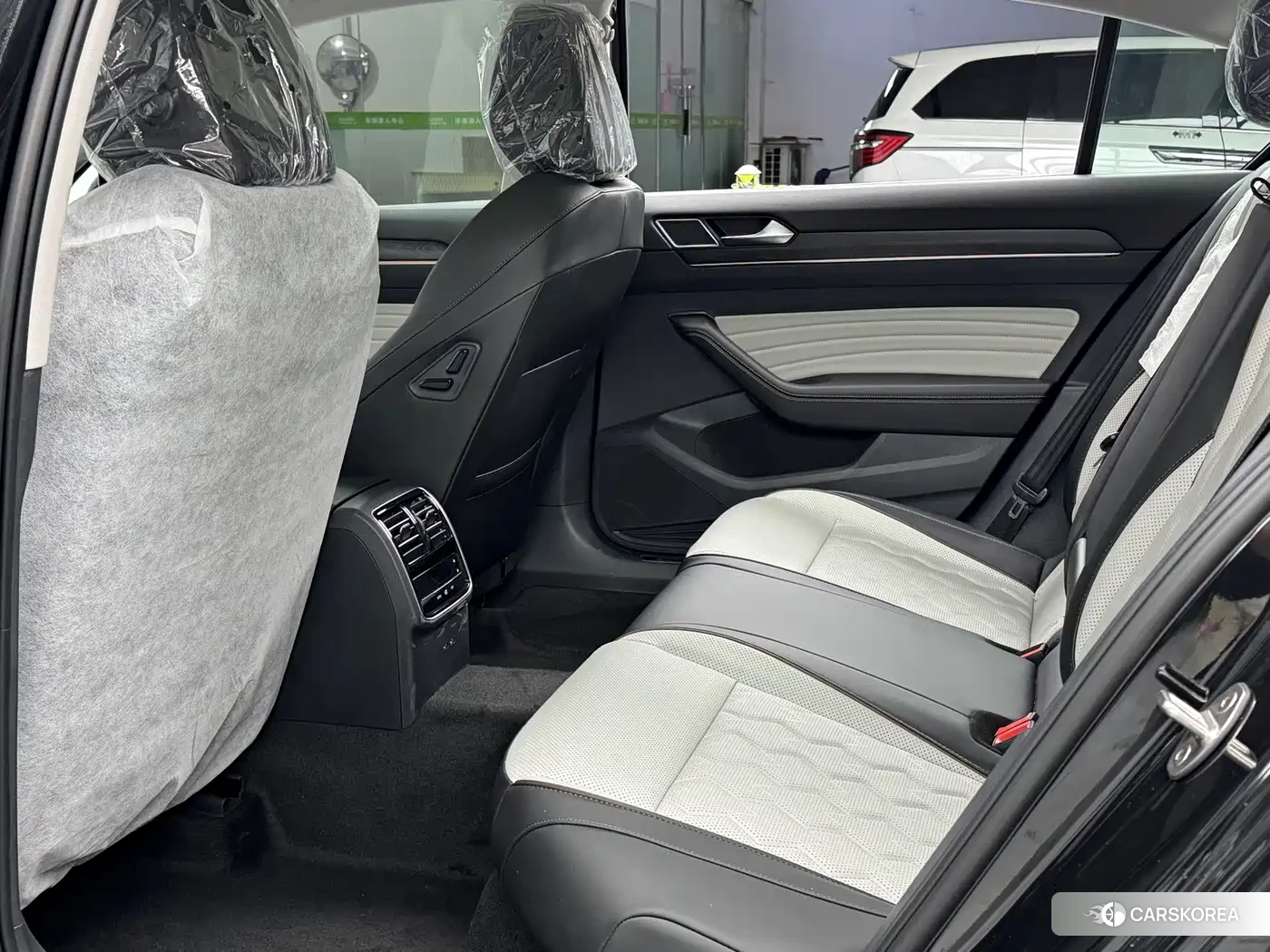 Volkswagen Magotan id 4538700 из Китая 17
