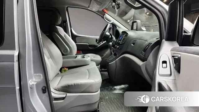 Hyundai The New Grand Starex id 3692336 из Кореи 20