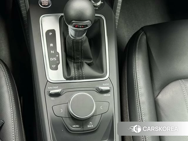 Audi Q2L id 4207421 из Китая 22