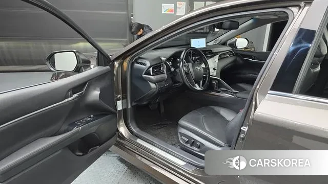 Toyota Camry (XV70) id 3460005 из Кореи 20