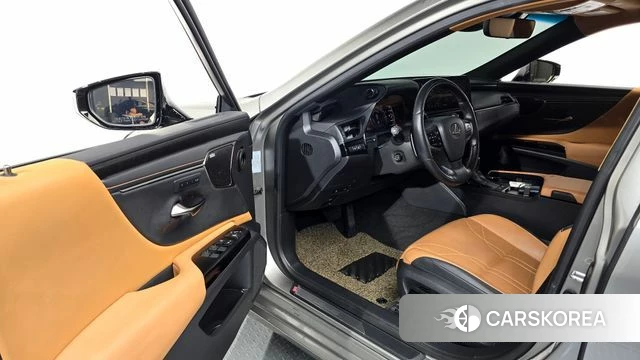 Lexus ES300h 7th generation id 4893503 из Кореи 33