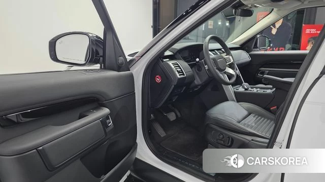 Land Rover Discovery 5 id 4516192 из Кореи 32