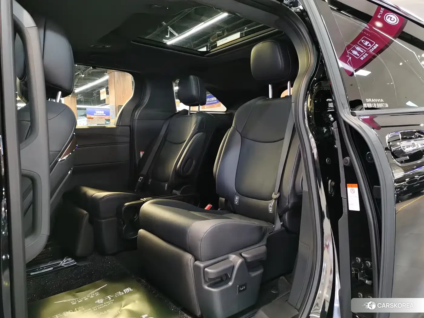 Toyota Granvia id 4548167 из Китая 21