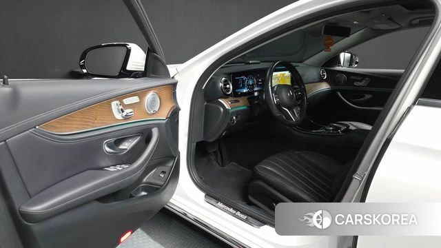 Mercedes-Benz E-Class W213 id 4625550 из Кореи 32
