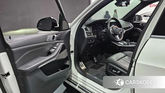 BMW X7 (G07) id 4309813 из Кореи 35