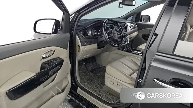 Kia All New Carnival id 2981927 из Кореи 20