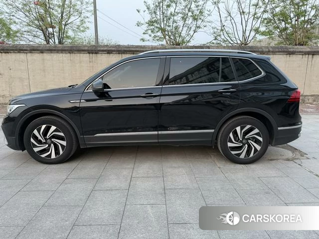 Volkswagen Tiguan L id 4272300 из Китая 10