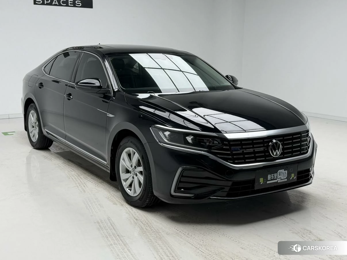 Volkswagen Passat PHEV id 4407599 из Китая 18