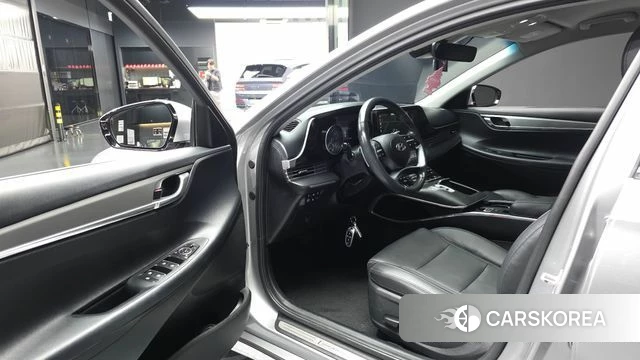 Hyundai The New Grandeur IG id 4641705 из Кореи 30