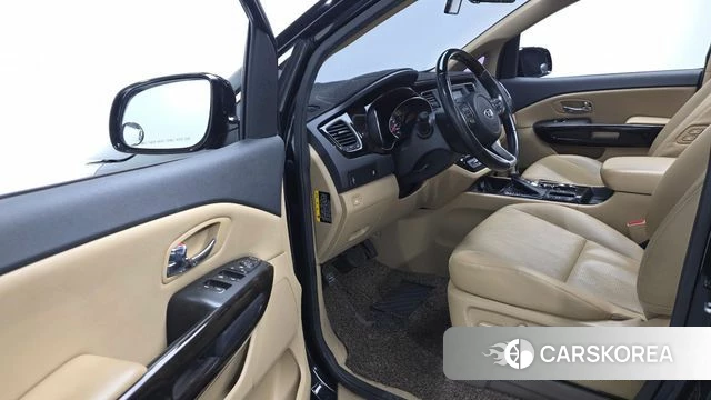 Kia The New Carnival id 4483155 из Кореи 20