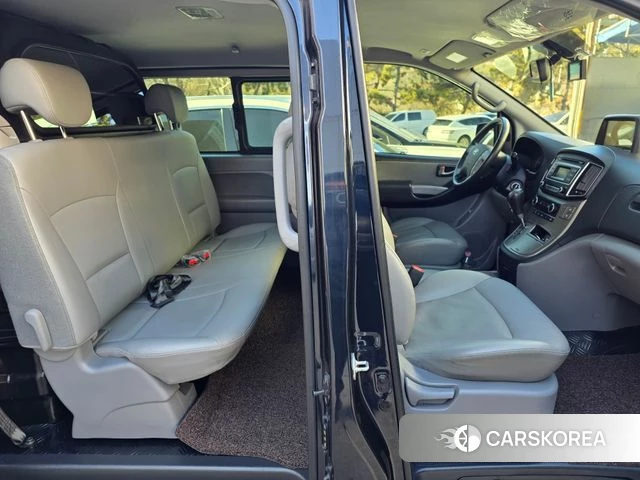 Hyundai The New Grand Starex id 3893639 из Кореи 19