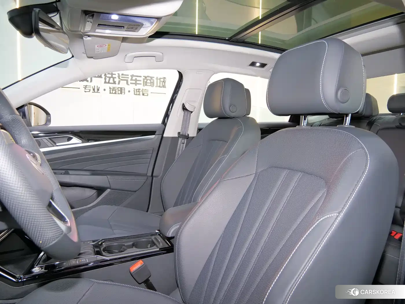 Volkswagen Passat id 4547275 из Китая 18