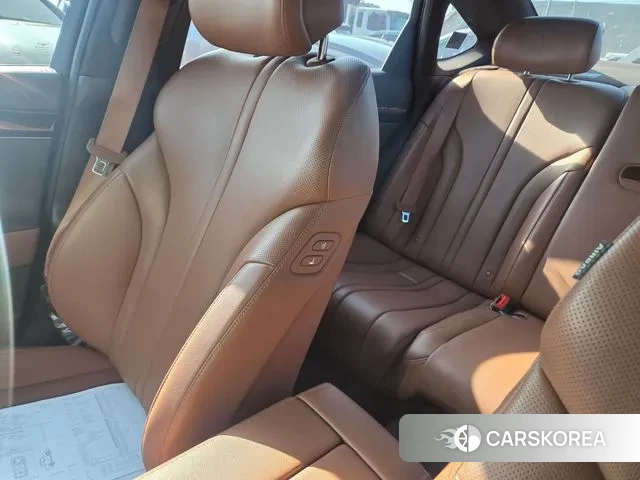 Genesis G80 (RG3) id 3592774 из Кореи 19
