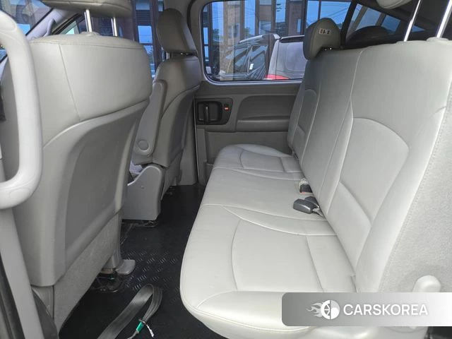 Hyundai The New Grand Starex id 4286158 из Кореи 20