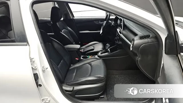 Kia Come New K3 id 3697906 из Кореи 20