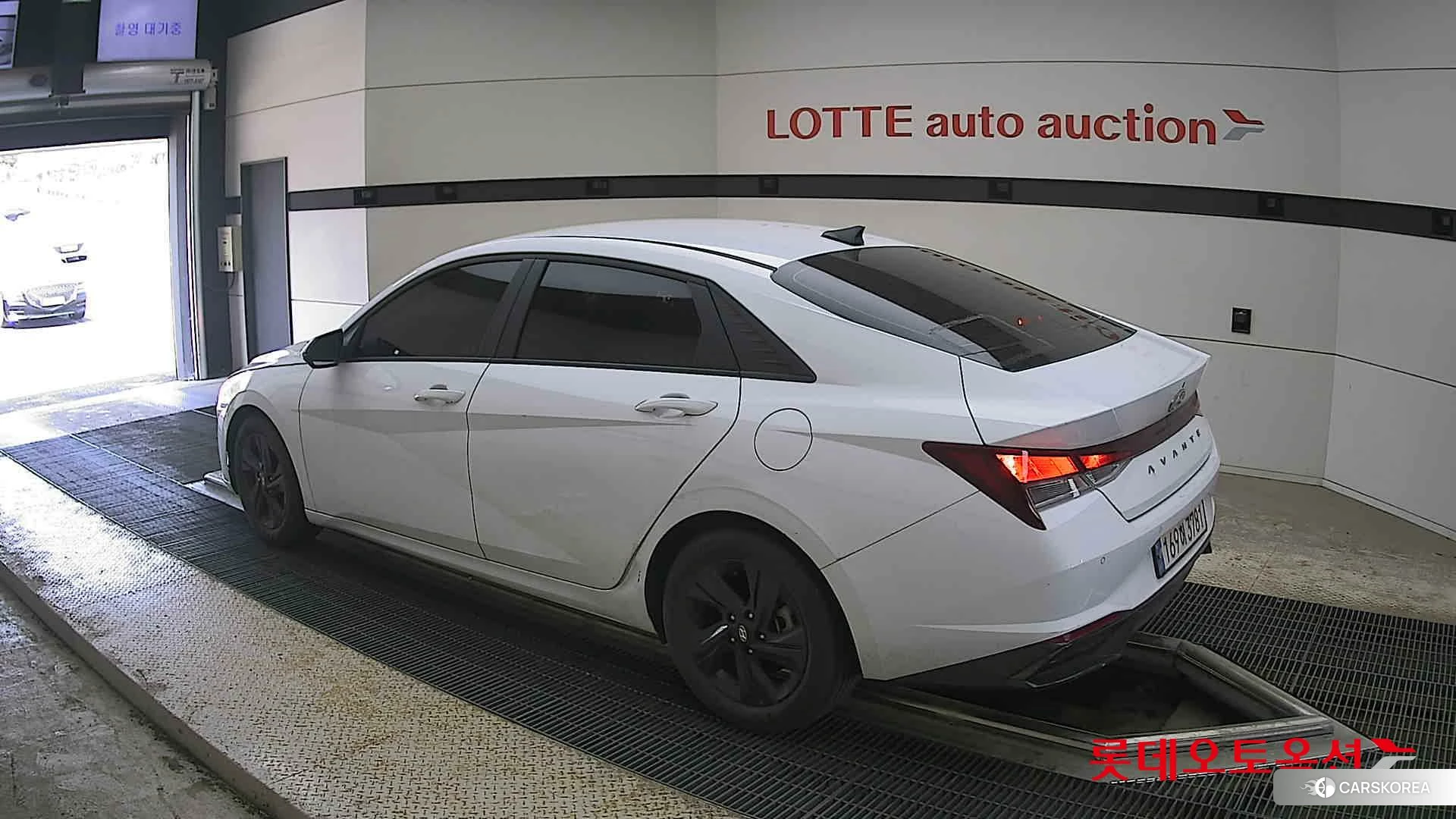 Hyundai Avante id 4289457 из Кореи 37