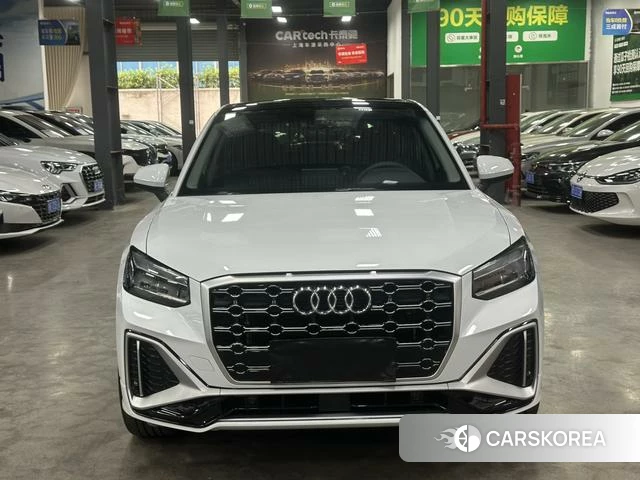 Audi Q2L id 4359484 из Китая 23