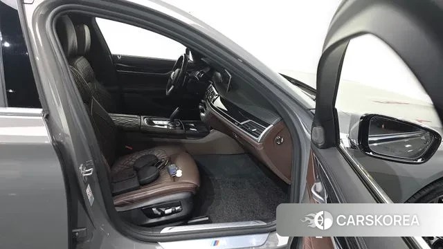 BMW 7 Series (G11) id 3646185 из Кореи 20