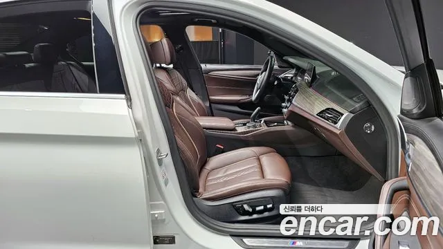 BMW 5 Series (G30) id 2752445 из Кореи 20