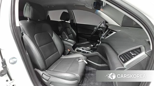 Hyundai All New Tucson id 4403682 из Кореи 35