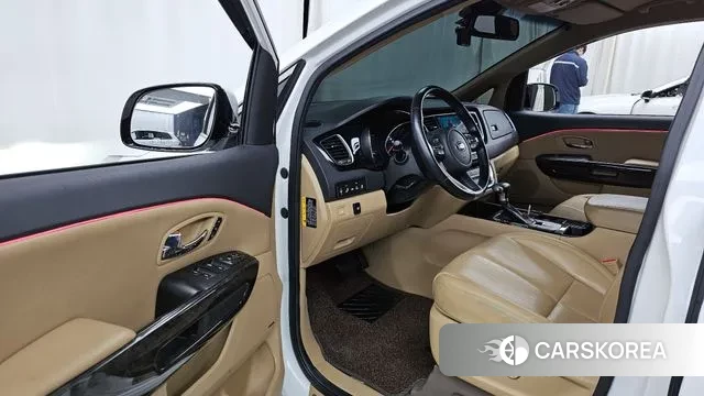 Kia The New Carnival id 3573620 из Кореи 20