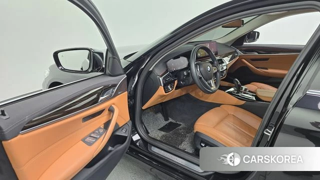 BMW 5 Series (G30) id 4415023 из Кореи 20