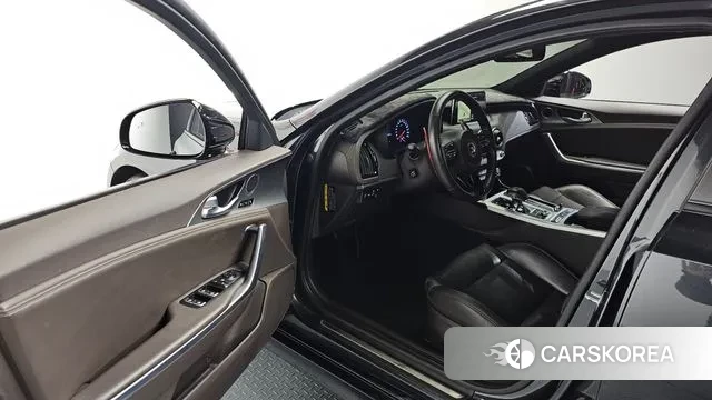 Kia Stinger id 3484825 из Кореи 20