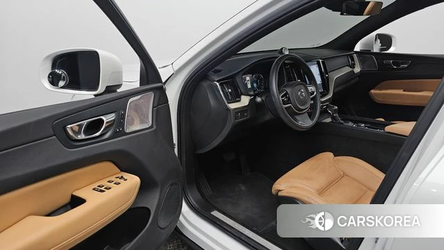 Volvo XC60 second Generation id 4873595 из Кореи 35